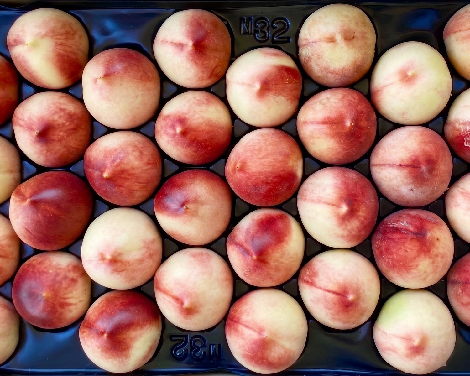 White Nectarines (full flat)